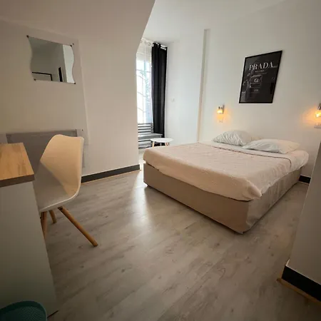 De L'orisse Hotel 2*