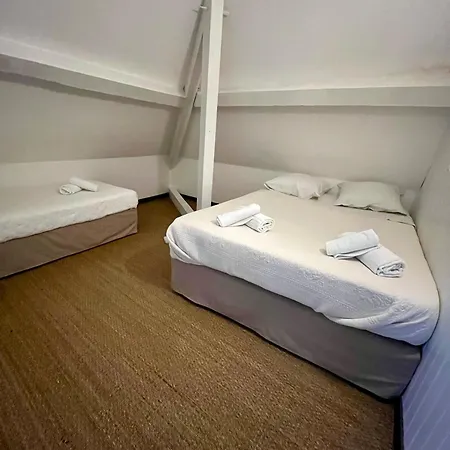 De L'orisse Hotel 2*